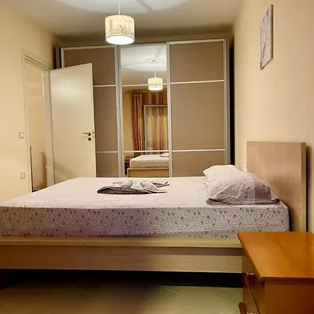 Arti Vlorë