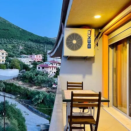 Arti * Vlorë